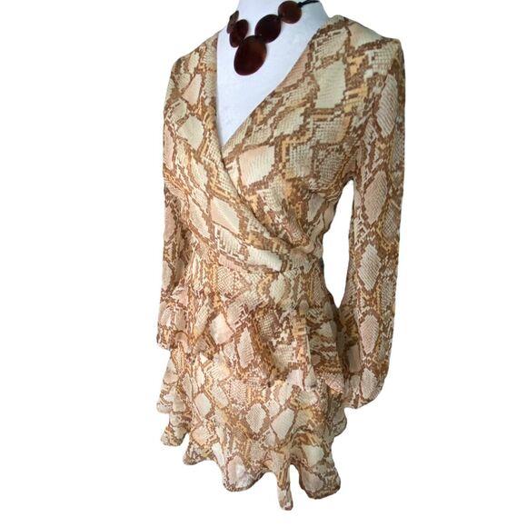 Nordstrom LEITH Dress Tan  Cream Snake  Ruffle Tiered NWT Size S Long Sleeves - Picture 3 of 8